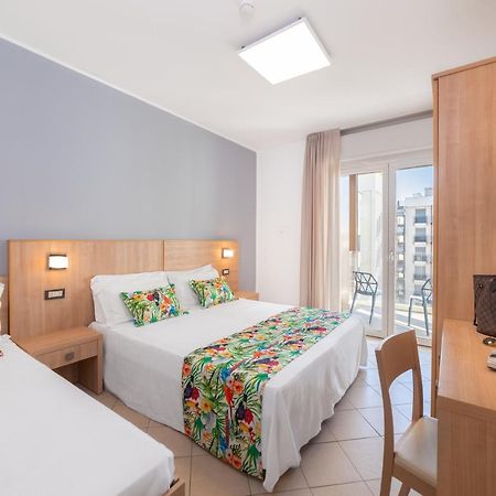 Appartamenti Smart A 30M Da Viale Dante E 100M Dal Mare ริชโชเน ภายนอก รูปภาพ