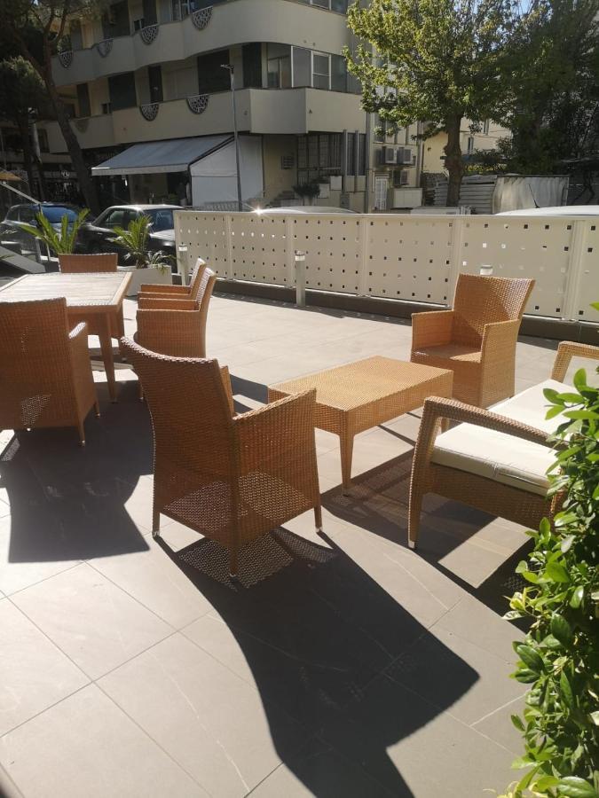 Appartamenti Smart A 30M Da Viale Dante E 100M Dal Mare ริชโชเน ภายนอก รูปภาพ